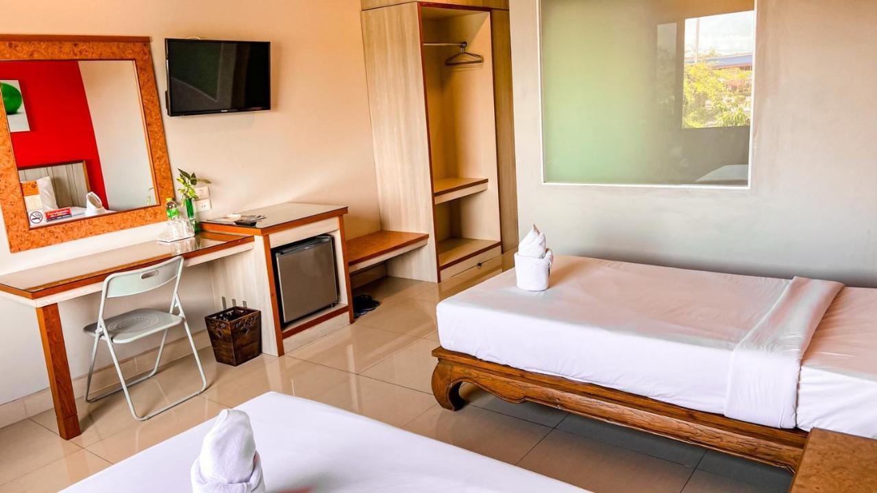 K2 Hotel @ Airport Szuratthani Kültér fotó