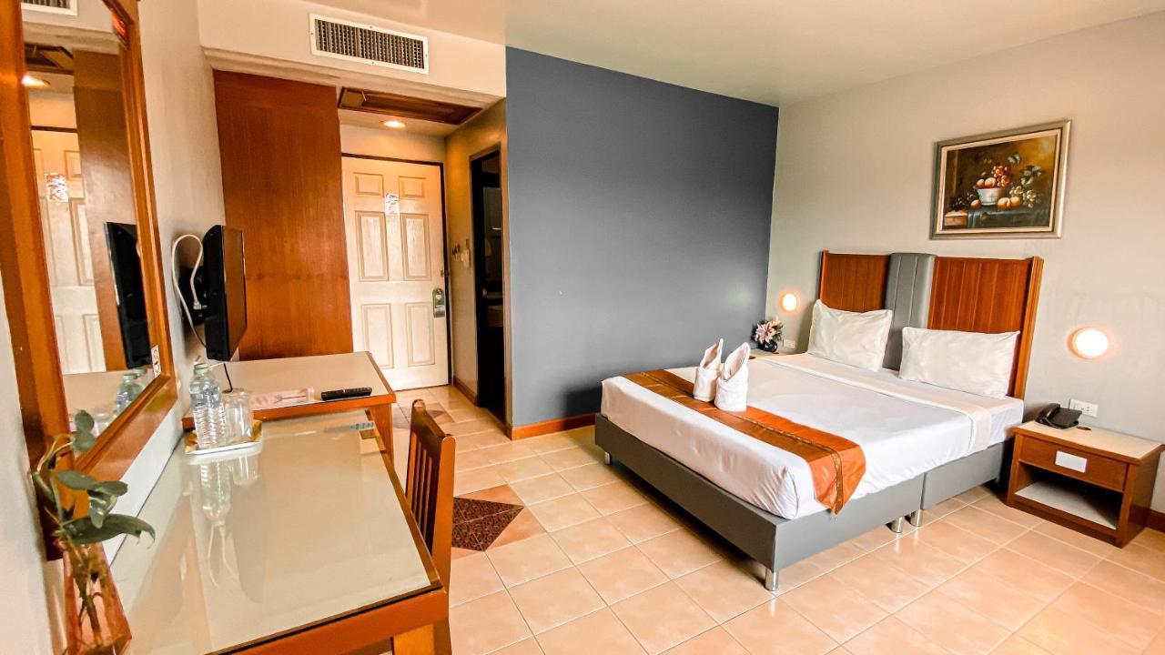 K2 Hotel @ Airport Szuratthani Kültér fotó